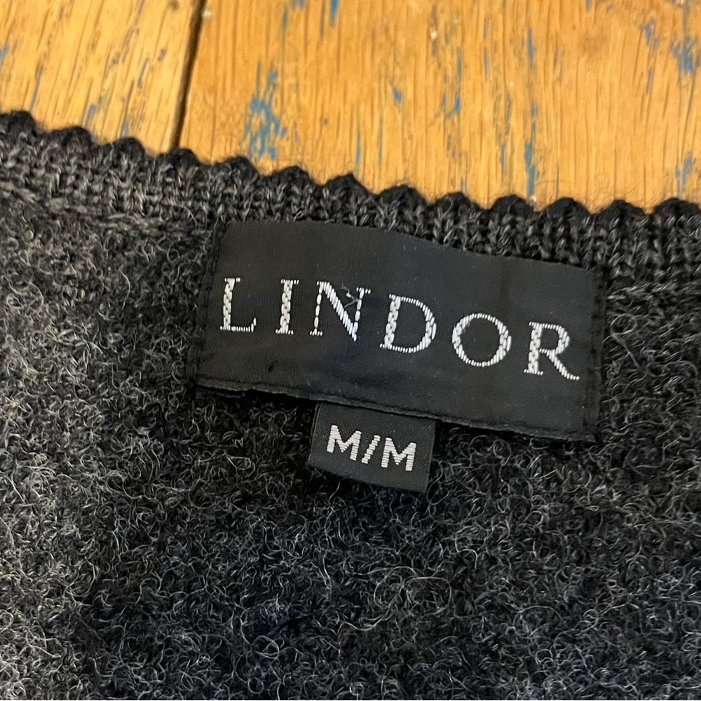 LINDOR Grey Wool Embroidered Vest Size M - Picture 2 of 8
